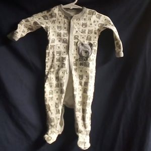 Adorable baby boy or girl teddy bear footed pajamas size 3-6 month